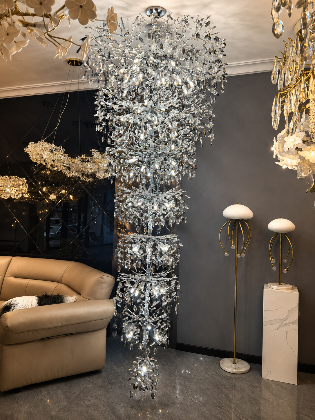 AmberNest Luxe Chandelier